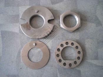 К-кт гайок пiдшип. перед. ступ. 5320-3103080