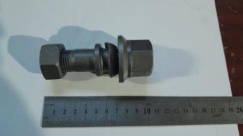 Шпилька колеса (з гайками, шайбою) М22x1,5 M22х2х97x26x38 BPW 22.80.38