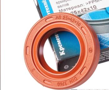 Манжета 25x42x10 гiдромуфти ЯМЗ 240-1307090