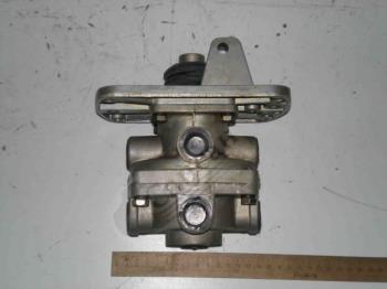 Кран гальм. 2-х сек. пiдпед. 100-3514108-10